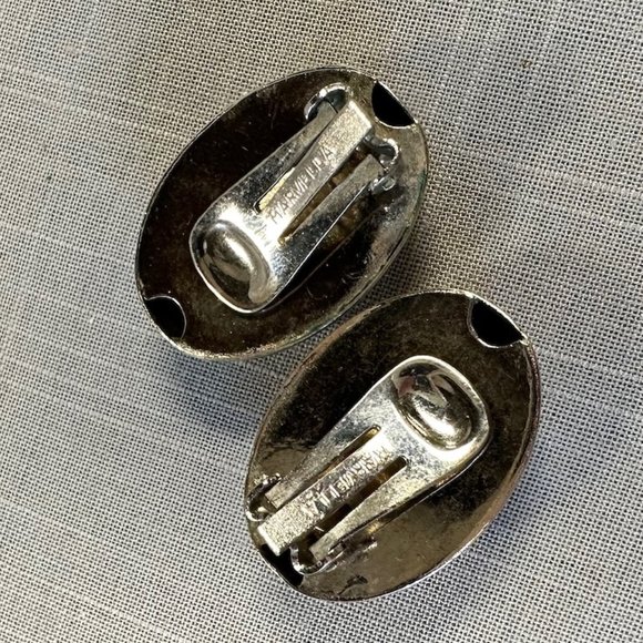 Vintage Marvella Mid Century Modern Large Silver Oval Clip On Earrings - Picture 5 of 6
